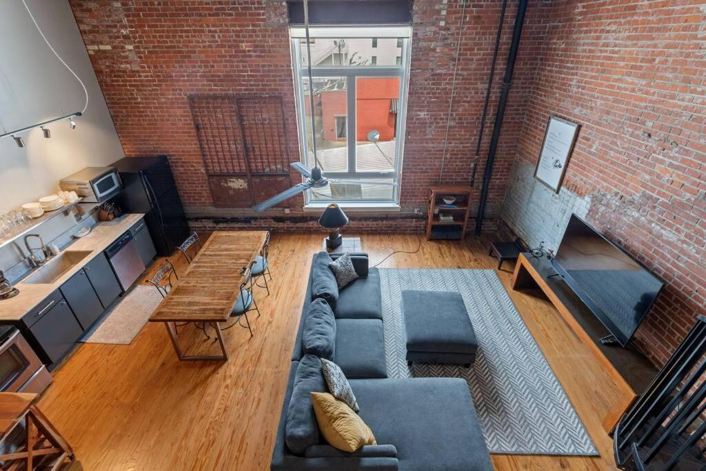Cajun Stays-Buchanan Loft #4 Lafayette Bagian luar foto